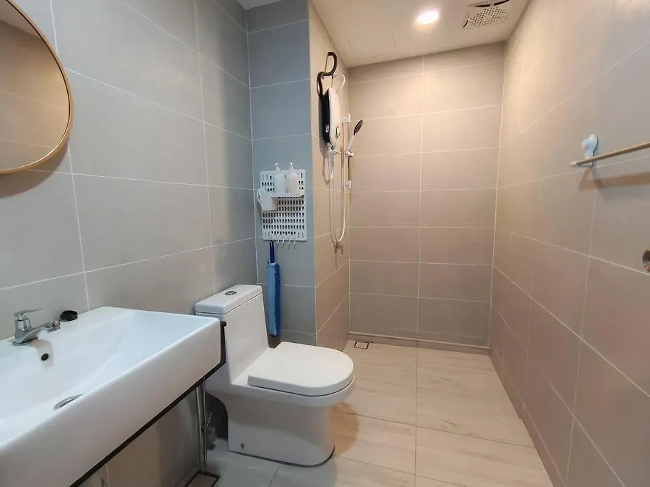公寓 【New】Cozy&Warm Studio@Juru Sentral Icon City 大山脚 马来西亚